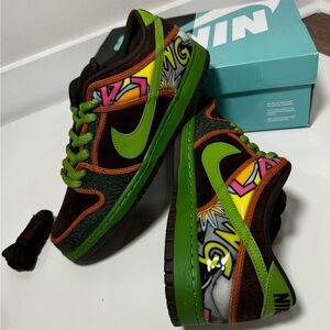 Nike SB Dunk Low De La Soul 2015 Men’s Sz 11 sneakers NIB never worn